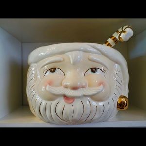 Glitterville Papa Noel punch bowl